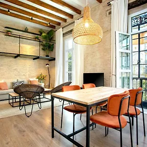 Luxury Almirante Lobo Appartement